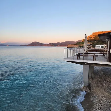 Le Ghiaie Hotel *